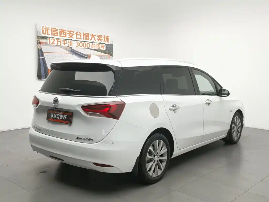 Buick GL6 2021 323T Luxury