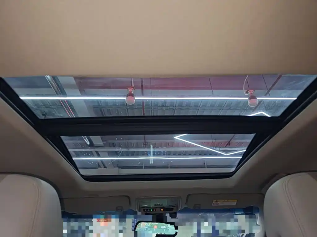 Cadillac XTS — миниатюра 18
