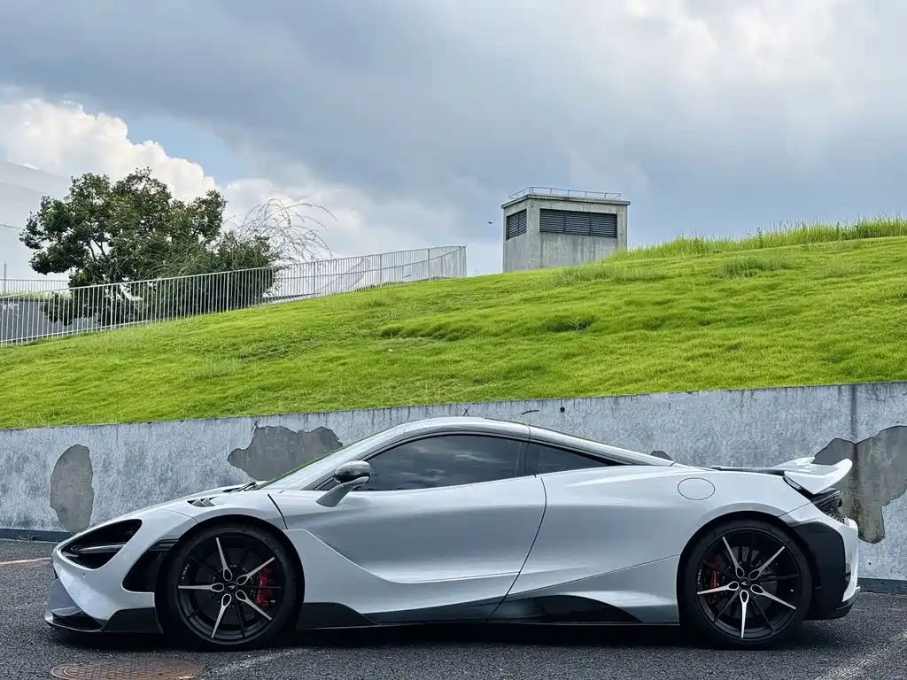 McLaren 720S — миниатюра 6