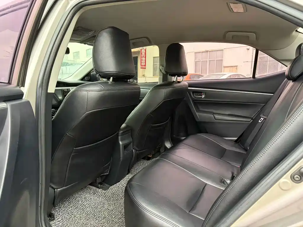 Toyota Corolla — миниатюра 6