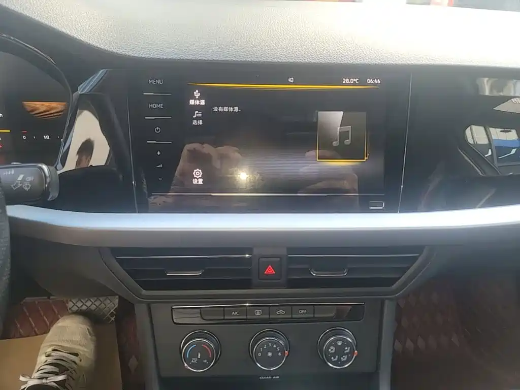 Volkswagen Lavida — миниатюра 13