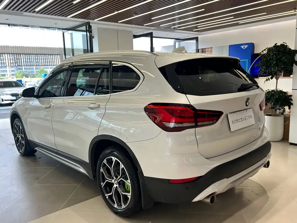 BMW X1 — миниатюра 7