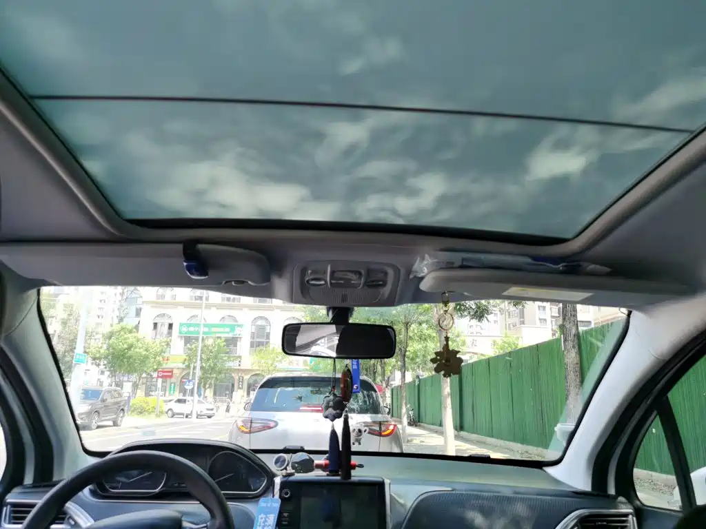 Peugeot 2008 — миниатюра 15