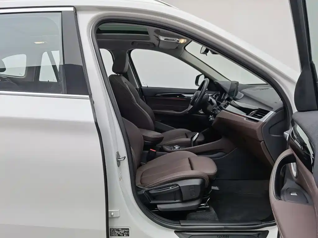 BMW X1 — миниатюра 23
