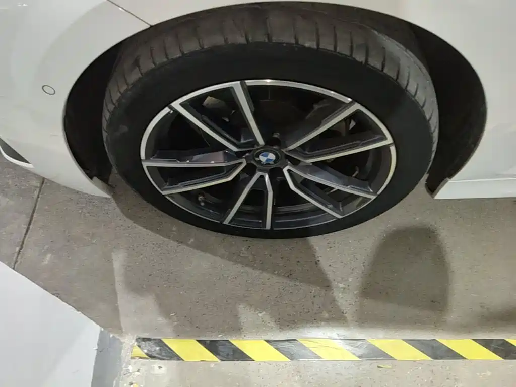 BMW 3 Series — миниатюра 23