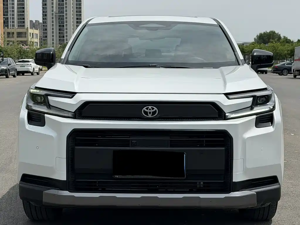 Toyota RAV4 2026 2.0L Luxury