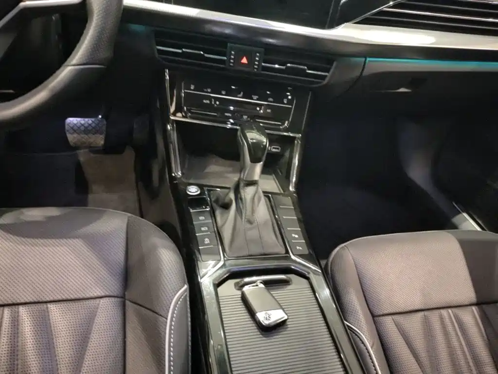 Volkswagen Passat — миниатюра 14