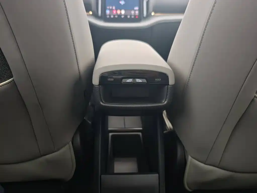 Volvo EX30 — миниатюра 19