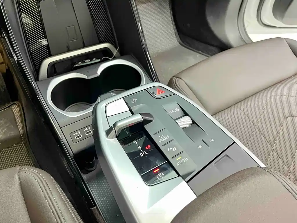 BMW X1 2023 sDrive25Li M Sport