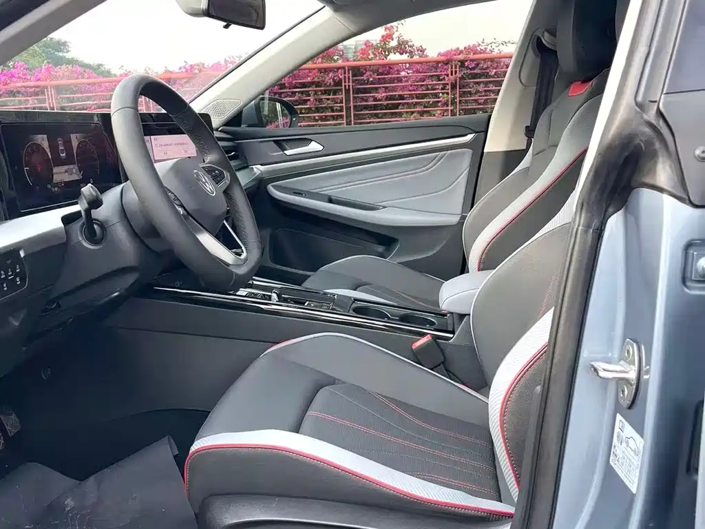 Volkswagen Lamando — миниатюра 4