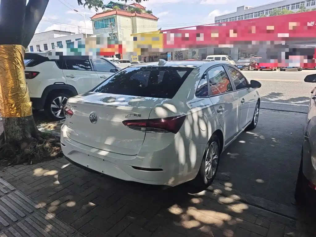Buick Excelle — миниатюра 7