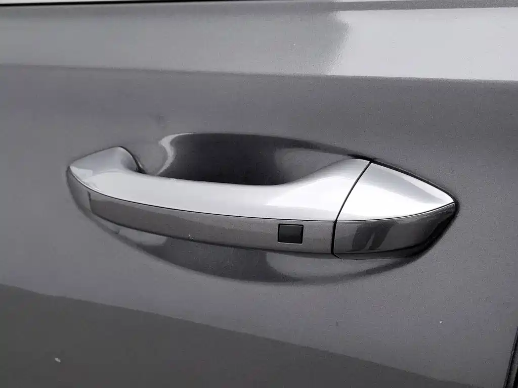 Hyundai Santa Fe — миниатюра 18