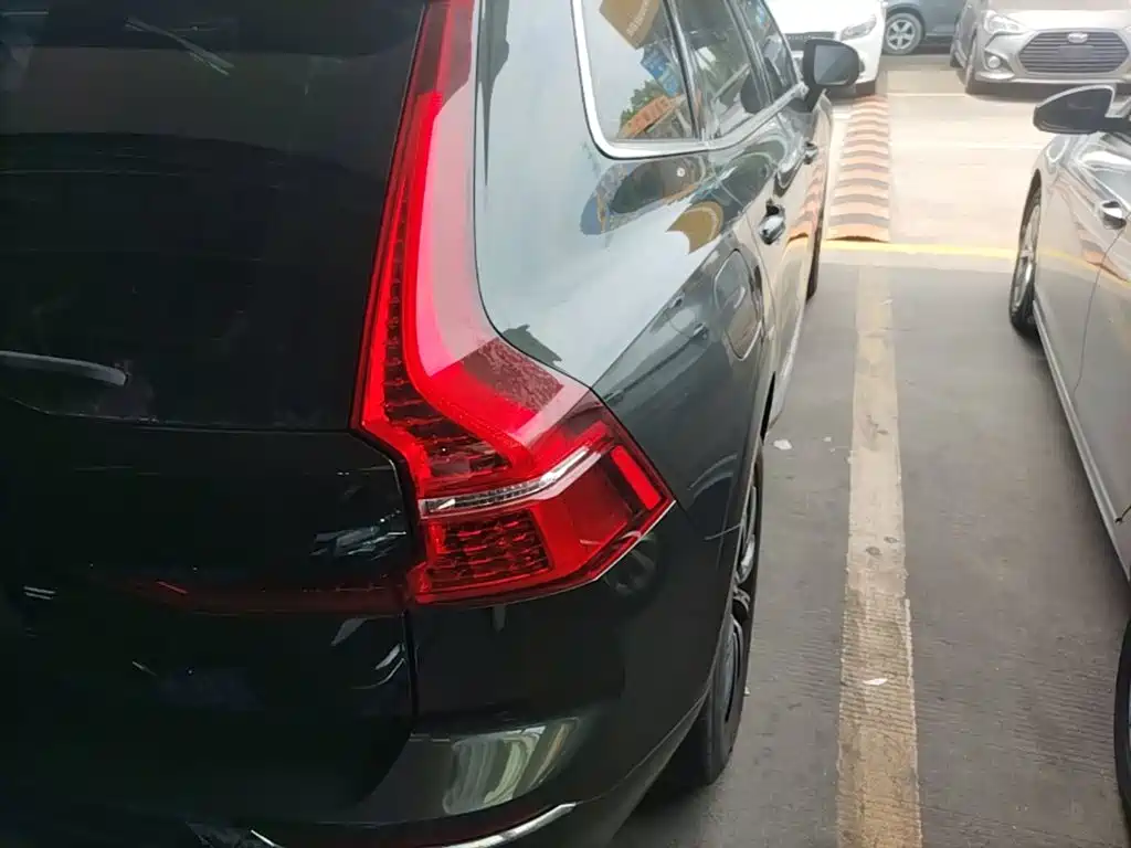 Volvo XC60 — миниатюра 8