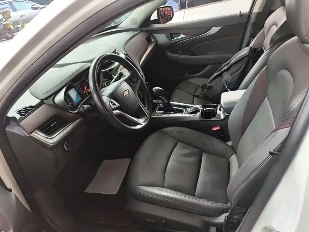 Chevrolet Malibu — миниатюра 15