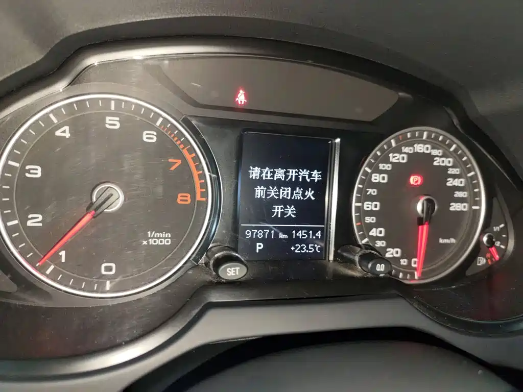 Audi Q5 — миниатюра 12