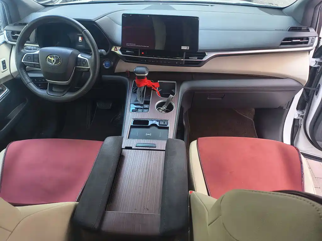Toyota Granvia — миниатюра 22