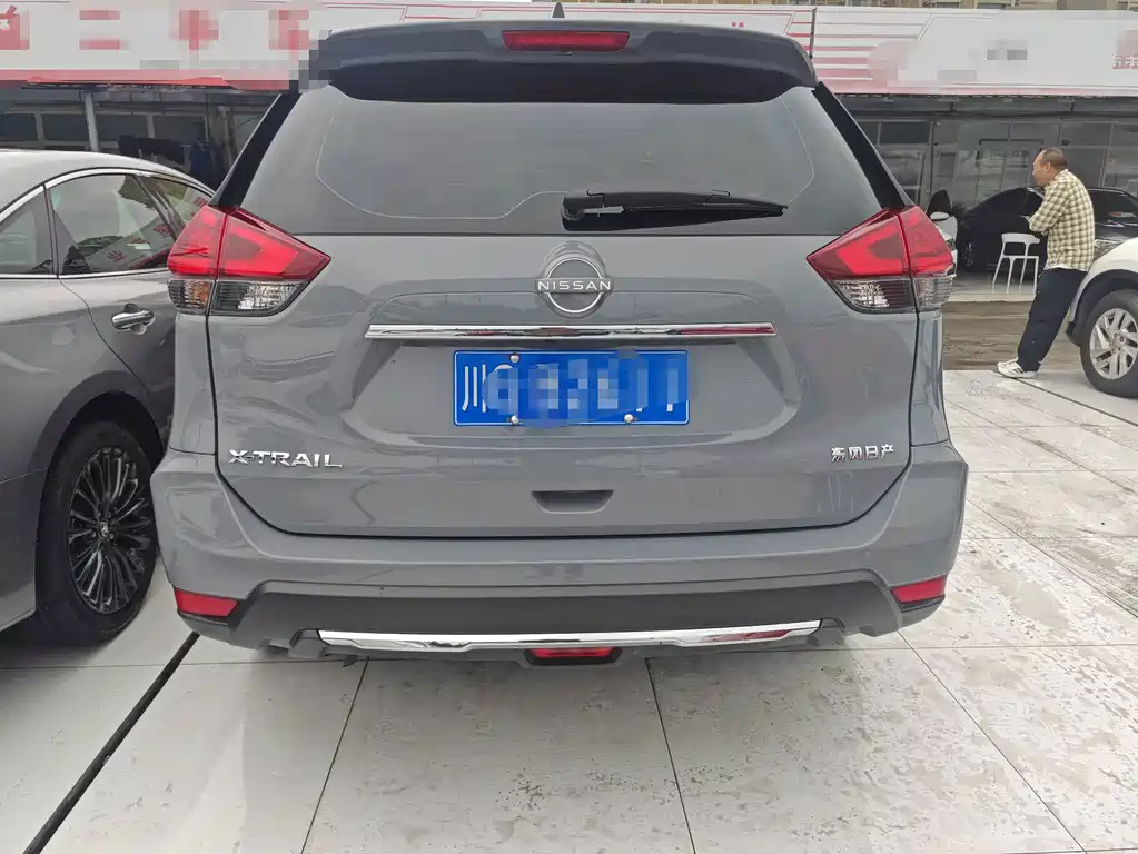 Nissan X-Trail — миниатюра 8