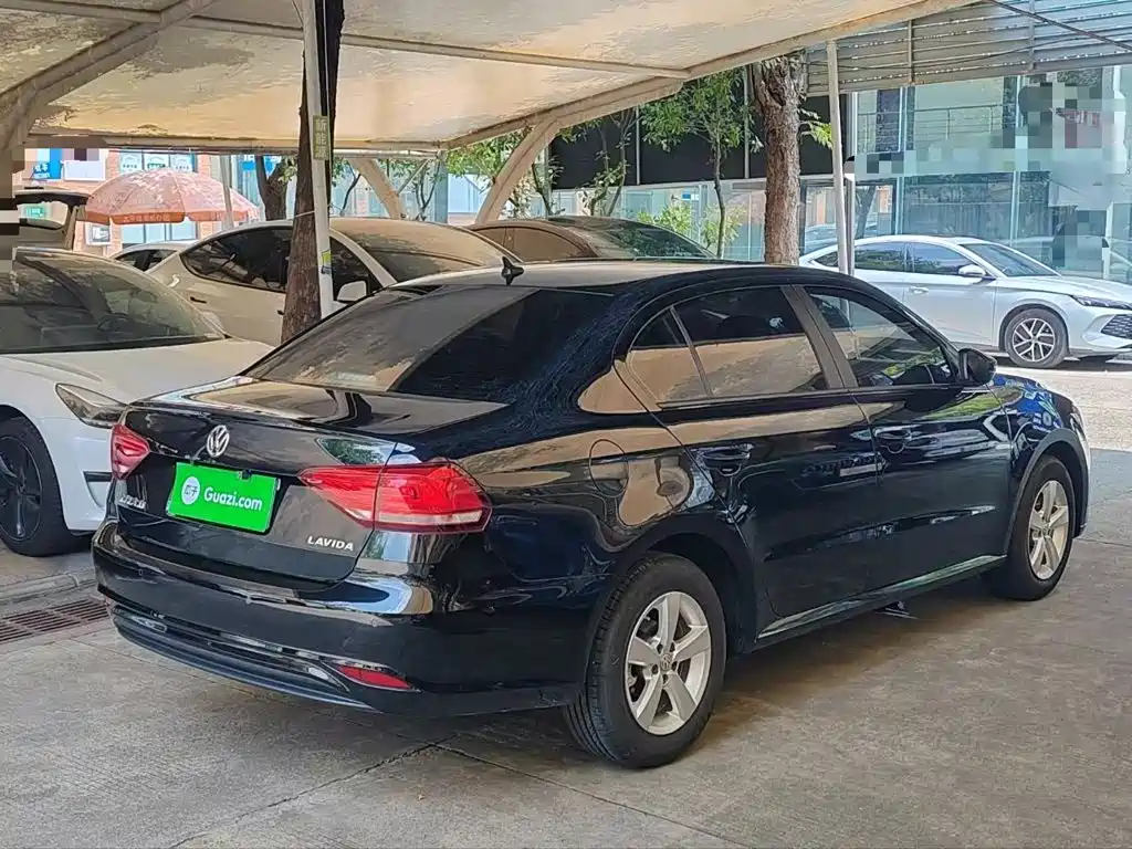 Volkswagen Lavida — миниатюра 7
