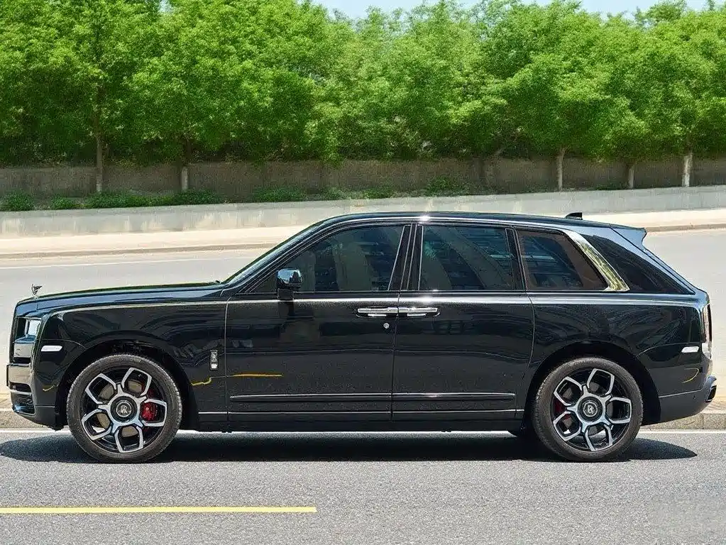 ROLLS-ROYCE CULLINAN