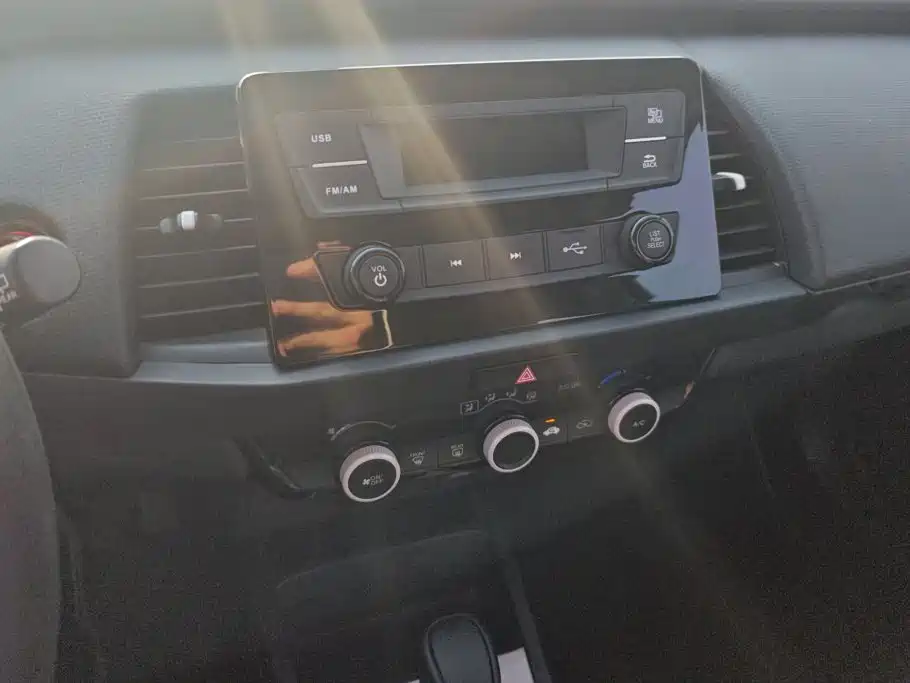 Honda Fit — миниатюра 13
