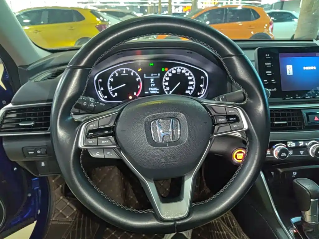 Honda Accord — миниатюра 11