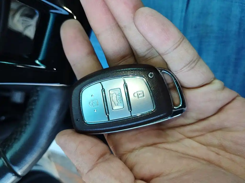 Hyundai Sonata — миниатюра 9