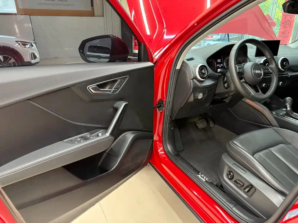 Audi Q2L — миниатюра 8