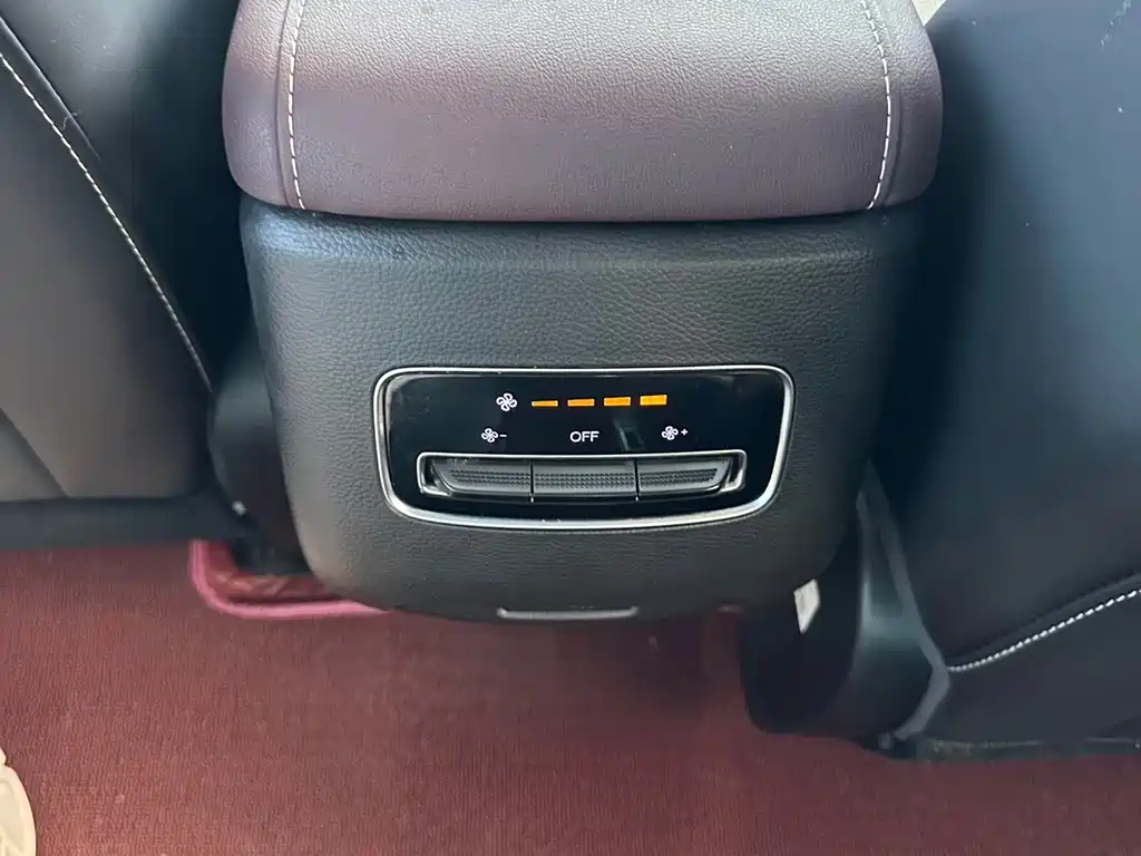 GAC Motor Trumpchi M6 — миниатюра 12