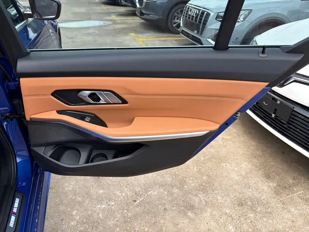 BMW 3 Series — миниатюра 18