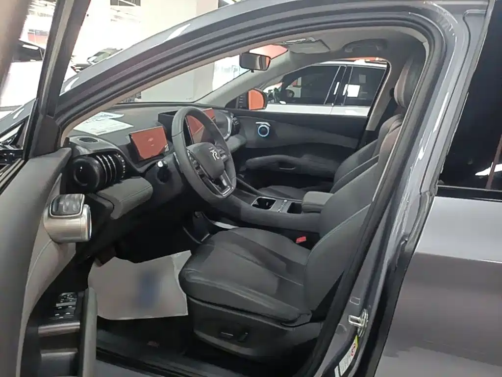 BYD Yuan Plus — миниатюра 16