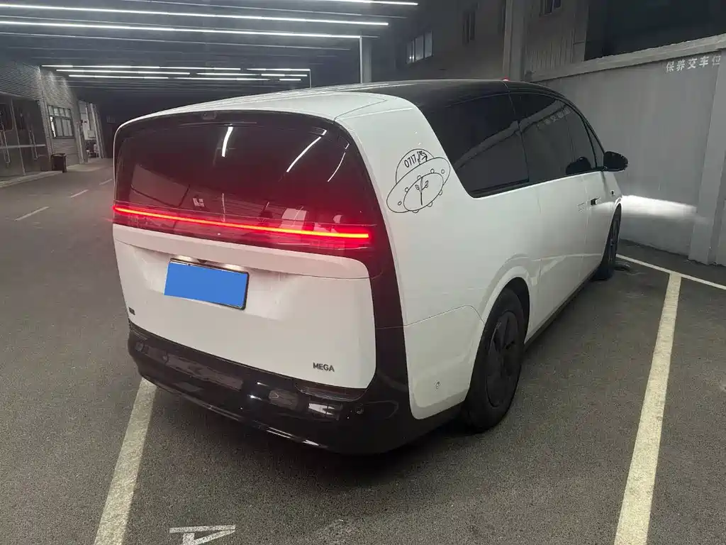 Li Auto Li MEGA — миниатюра 4