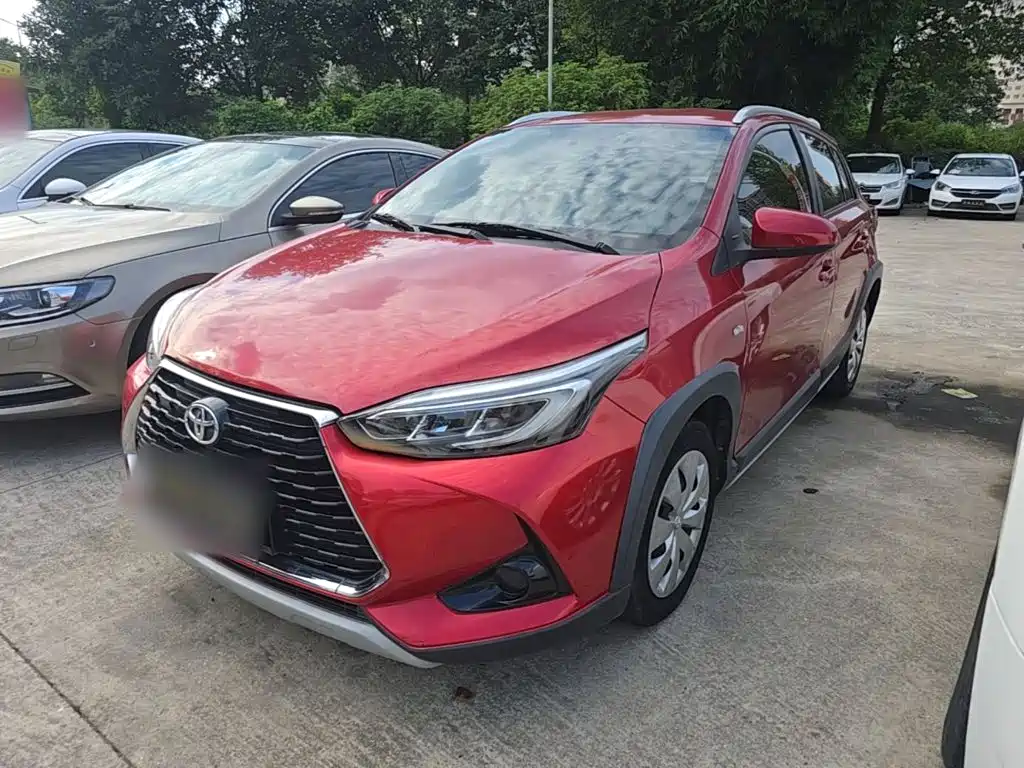 Toyota Yaris L — миниатюра 2