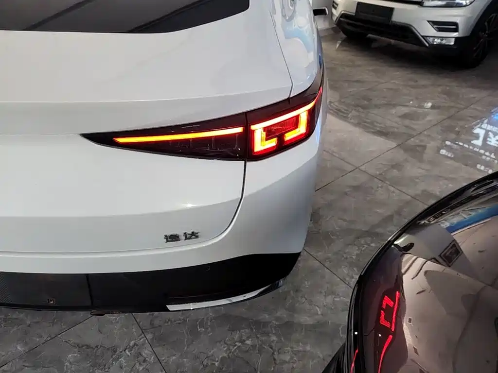 Changan Yida — миниатюра 8