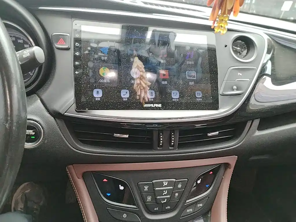 Buick Envision Plus — миниатюра 13