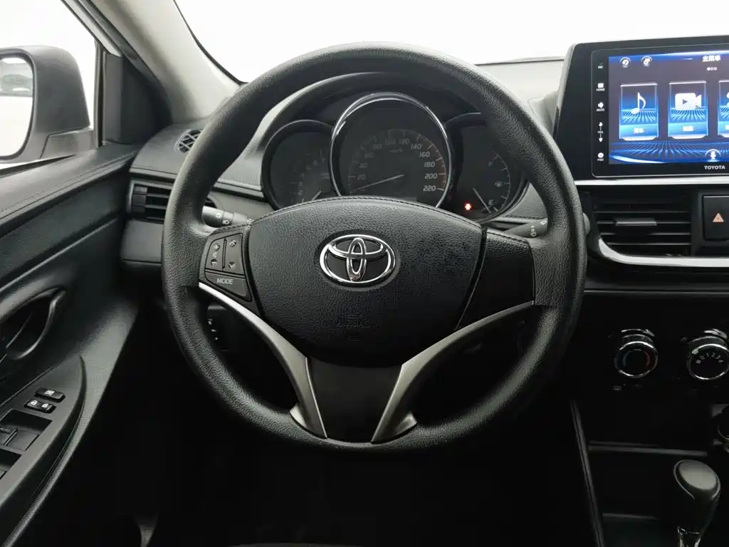 Toyota Vios — миниатюра 11