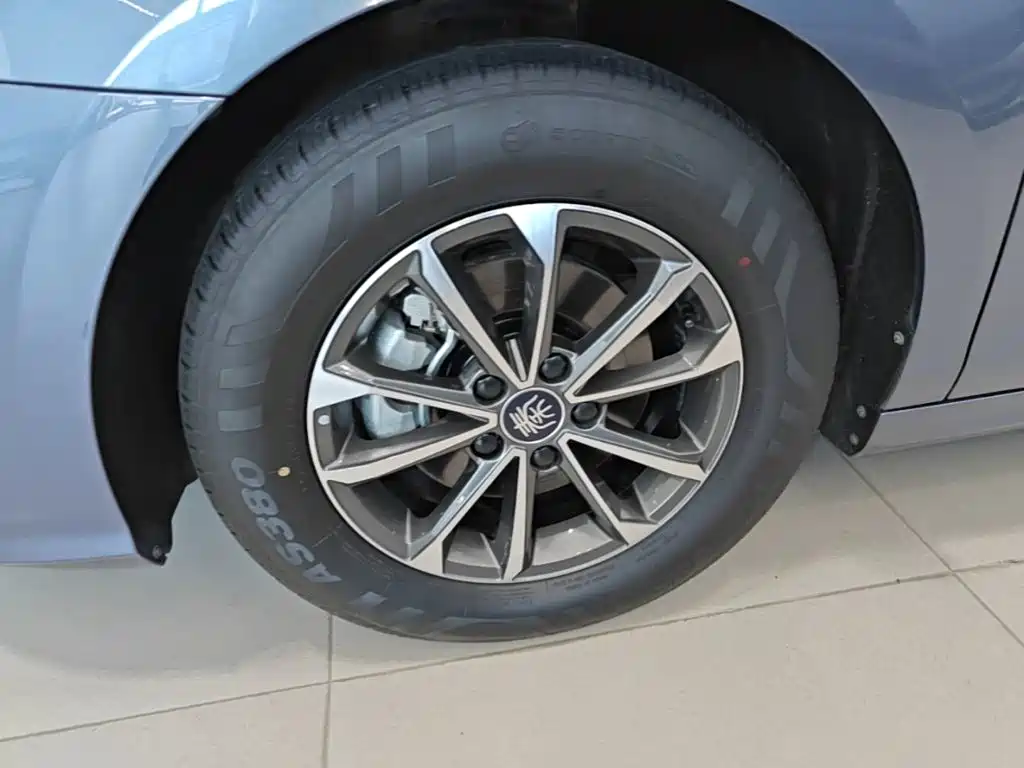 BYD Qin PLUS — миниатюра 23