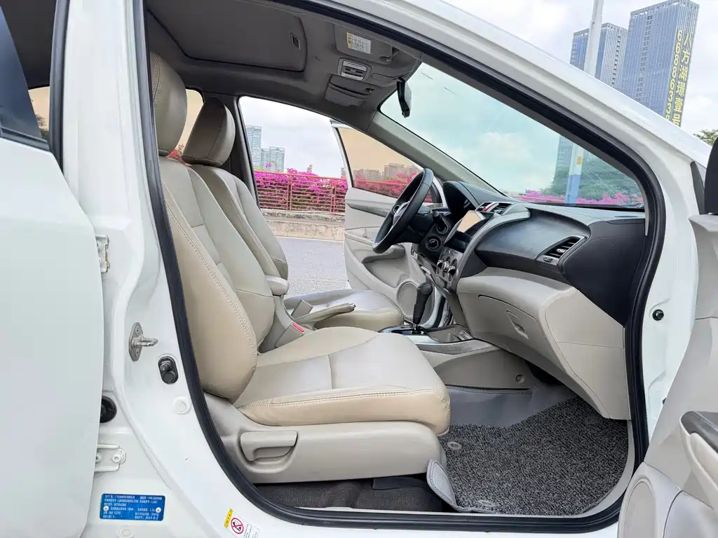 Honda City Classic — миниатюра 10