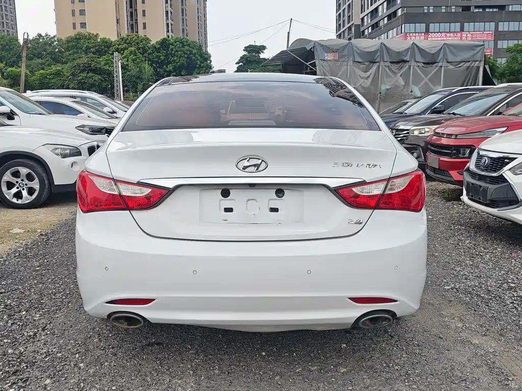 Hyundai Sonata — миниатюра 5