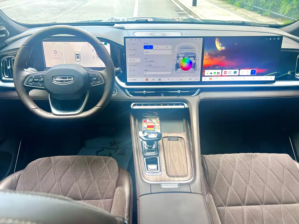 Geely Xingyue L — миниатюра 12