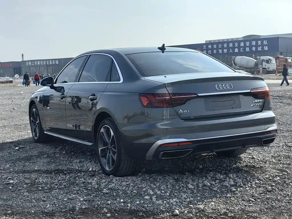 Audi A4L — миниатюра 6
