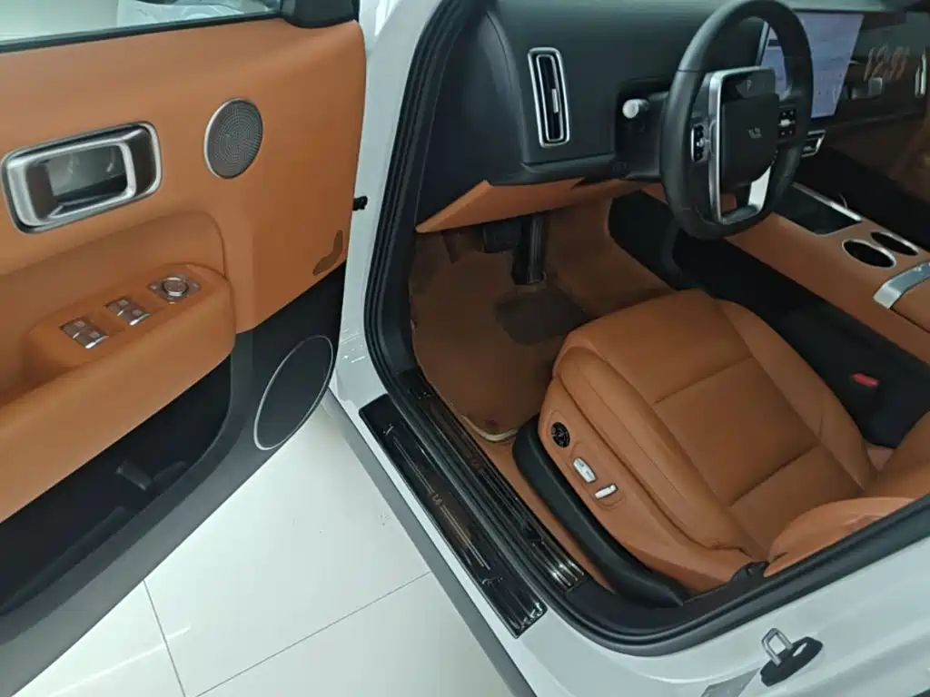 Li Auto Li L6 — миниатюра 16