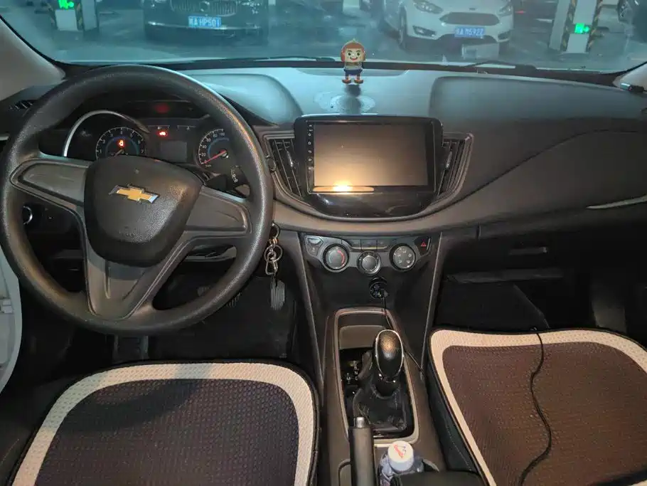 Chevrolet Cavalier — миниатюра 12