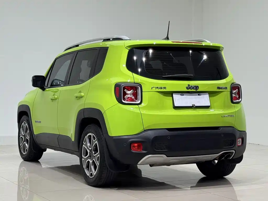 Jeep Renegade — миниатюра 5