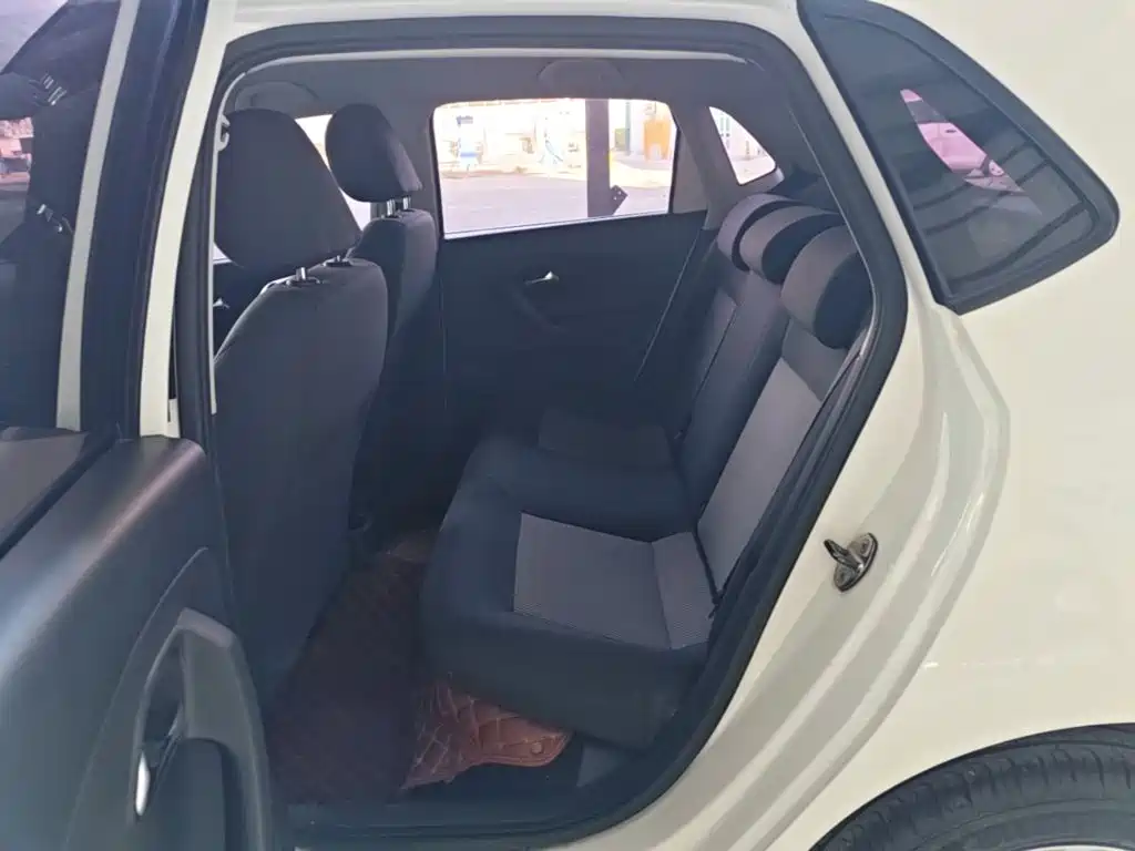 Volkswagen Polo — миниатюра 17