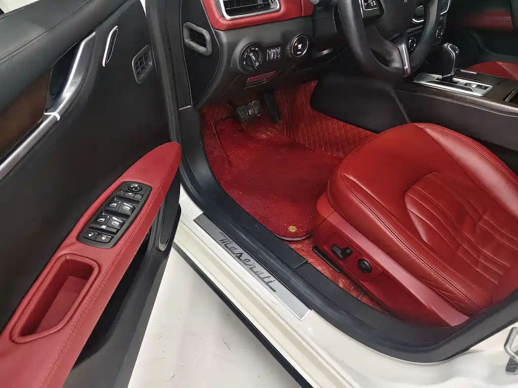 Maserati Ghibli — миниатюра 4