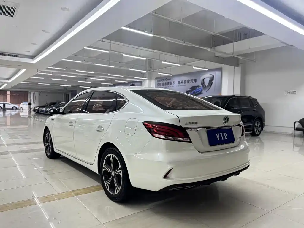 MG MG6 — миниатюра 4