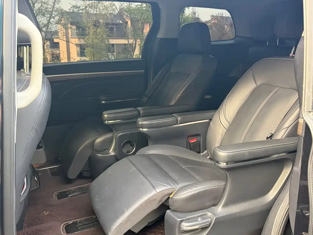 GAC Motor Trumpchi M8 — миниатюра 9