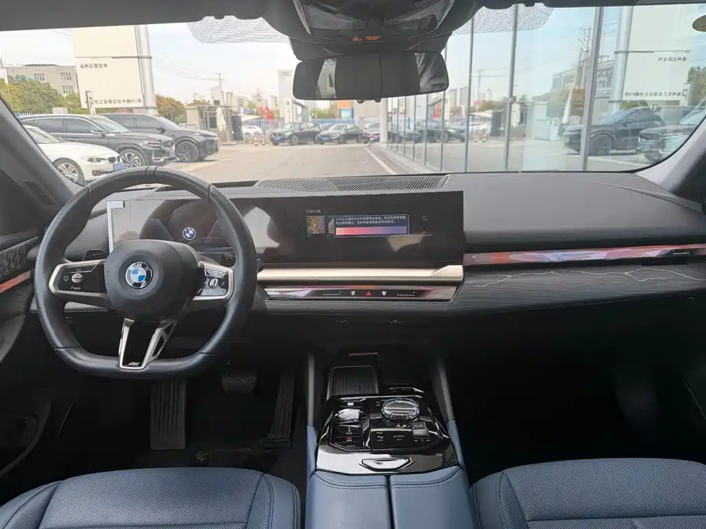 BMW 5 Series 5 2025 530Li Premium M Sport