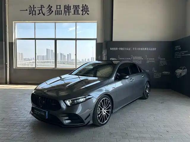 MERCEDES-BENZ A CLASS AMG 2022
