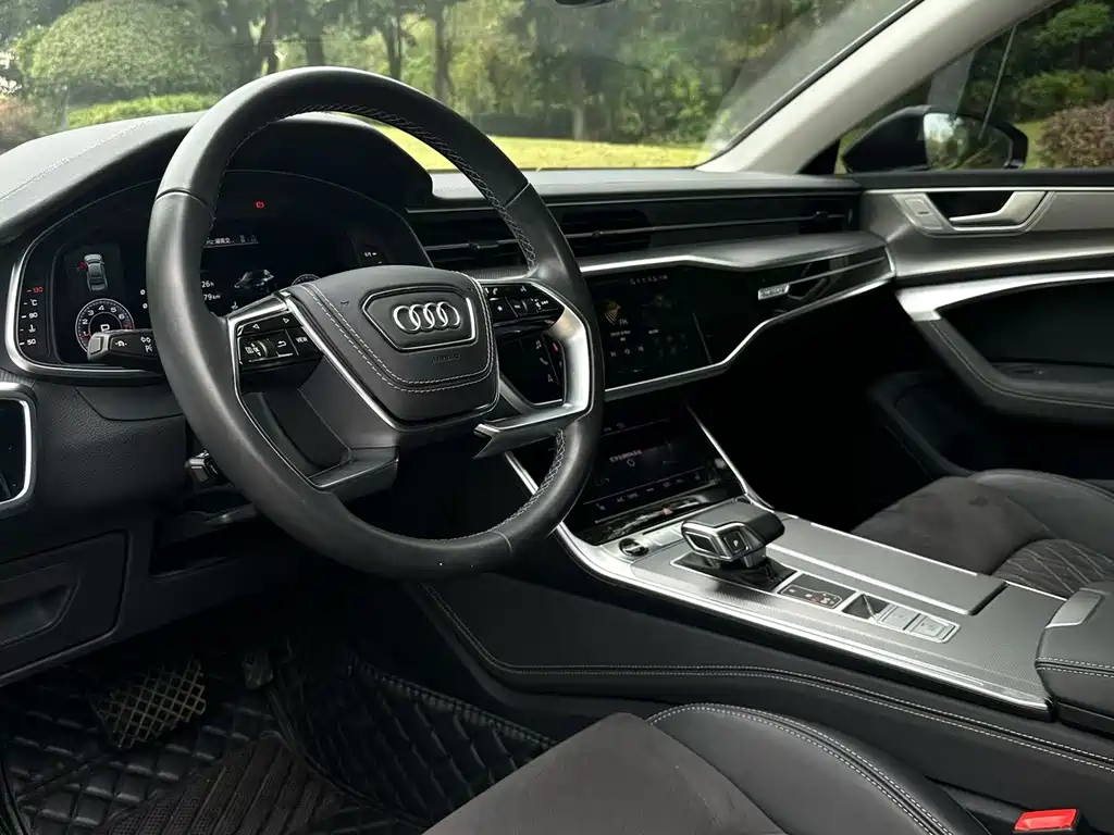 Audi A7L — миниатюра 7